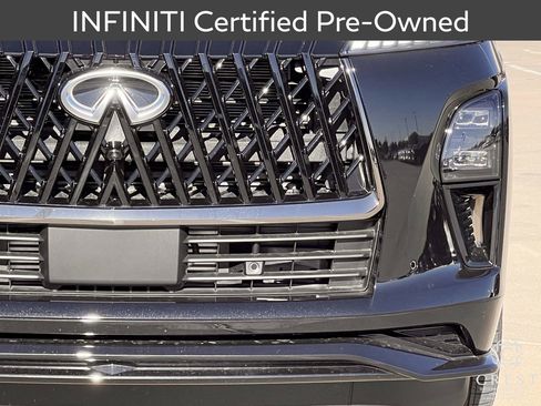 Certified 2026 INFINITI QX80 4WD w/ Sport Exterior Package image 11