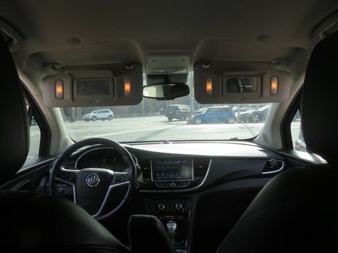 Used 2019 Buick Encore Preferred image 12