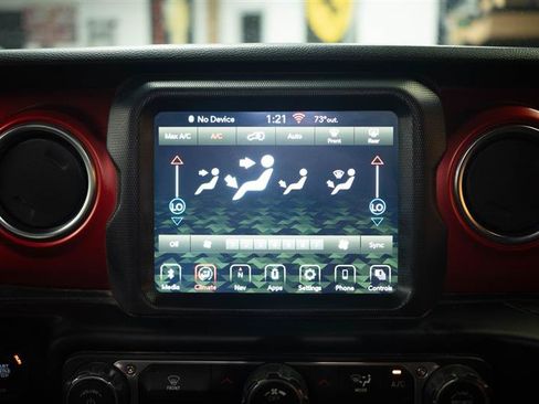 Used 2022 Jeep Wrangler Unlimited Rubicon AWD/4WD image 18