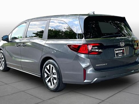 Certified 2026 Honda Odyssey EX-L image 12