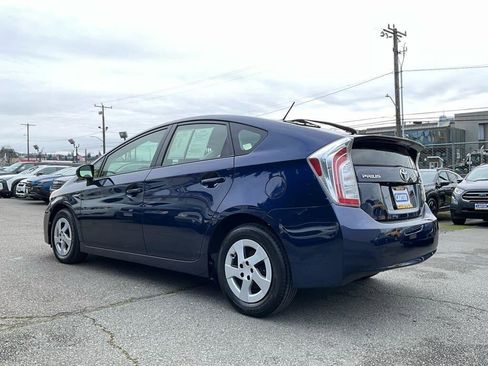 Used 2012 Toyota Prius Three image 6