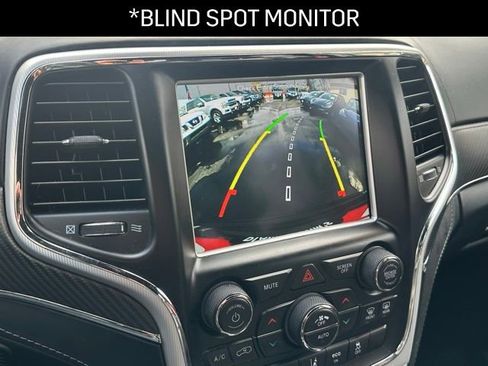 Used 2018 Jeep Grand Cherokee SRT image 10