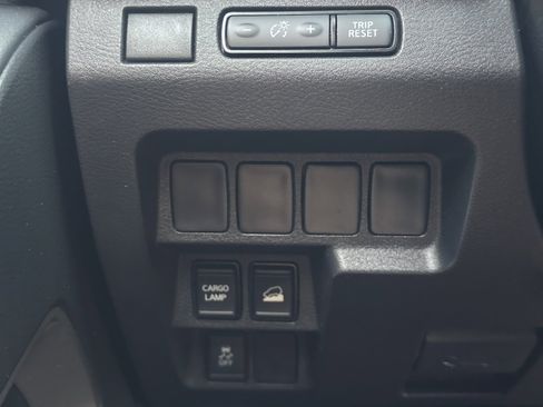 Certified 2023 Nissan Frontier SV AWD/4WD image 22