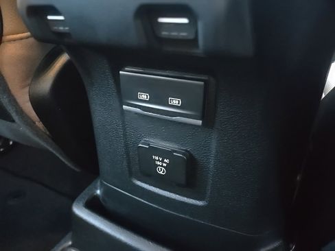 Used 2023 Jeep Wrangler Unlimited Rubicon w/ Safety Group image 97