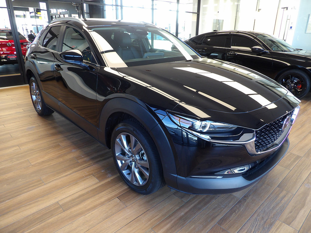 Certified 2024 MAZDA CX-30 AWD 2.5 S w/ Preferred Package image 3