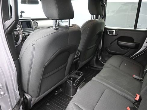 Used 2020 Jeep Wrangler Unlimited Sport S image 23