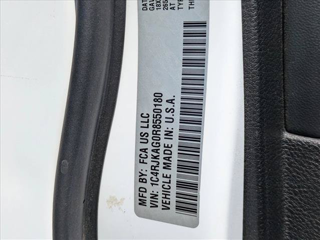 Used 2024 Jeep Grand Cherokee L Laredo AWD/4WD image 22