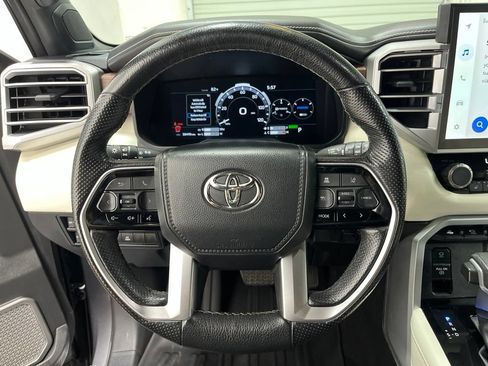 Used 2024 Toyota Sequoia Capstone AWD/4WD image 17