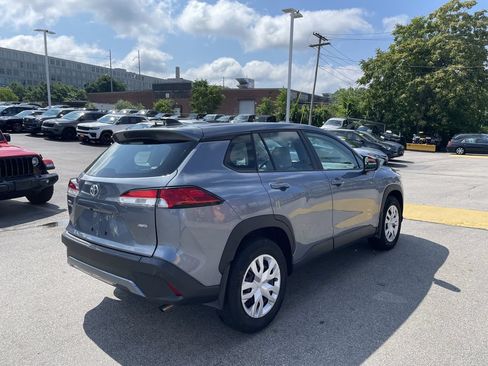 Used 2022 Toyota Corolla Cross L AWD/4WD image 8