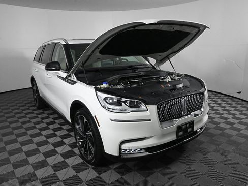 Used 2022 Lincoln Aviator Reserve w/ Equipment Group 201A image 34