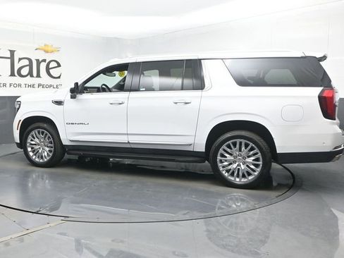 Used 2025 GMC Yukon XL Denali AWD/4WD image 51