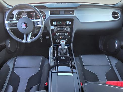Used 2011 Ford Mustang GT Premium w/ Comfort Pkg RWD image 23