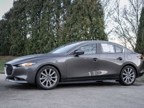 Used 2019 MAZDA MAZDA3 Sedan w/ Select Package image 8