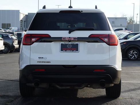 Used 2019 GMC Acadia SLT w/ Black Edition image 6