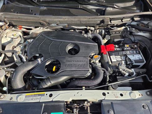 Used 2015 Nissan Juke SV w/ Technology Package image 13