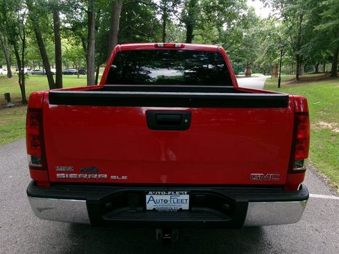 Used 2009 GMC Sierra 1500 SLE w/ Power Pack Plus AWD/4WD image 6