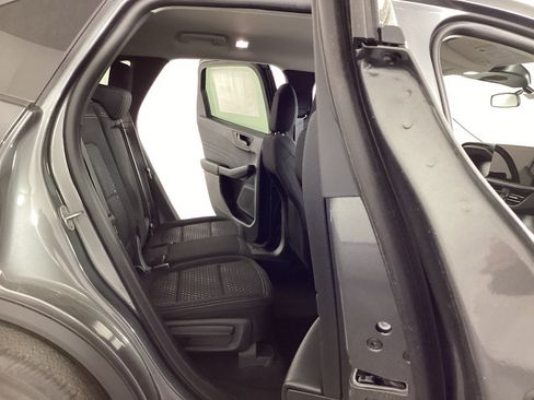 Used 2026 Ford Escape Active w/ Tech Pack #1 AWD/4WD image 9