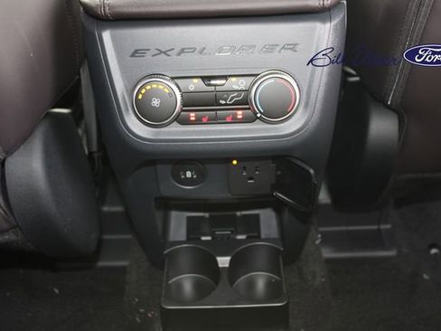 New 2026 Ford Explorer Platinum image 11