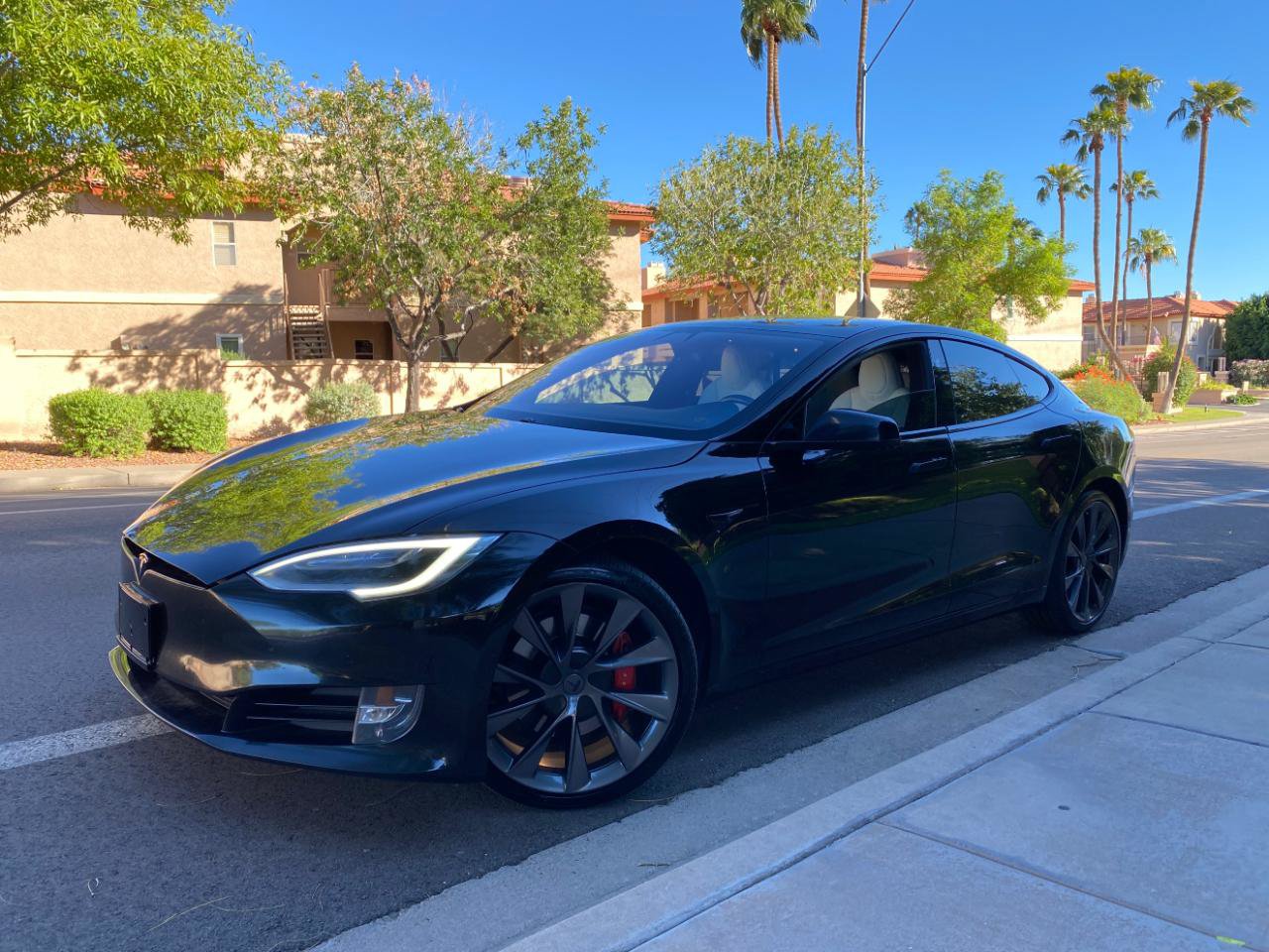 Used 2021 Tesla Model S Performance AWD/4WD image 3