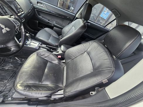 Used 2017 Mitsubishi Lancer ES image 18