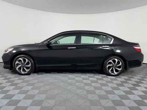 Used 2017 Honda Accord EX image 13