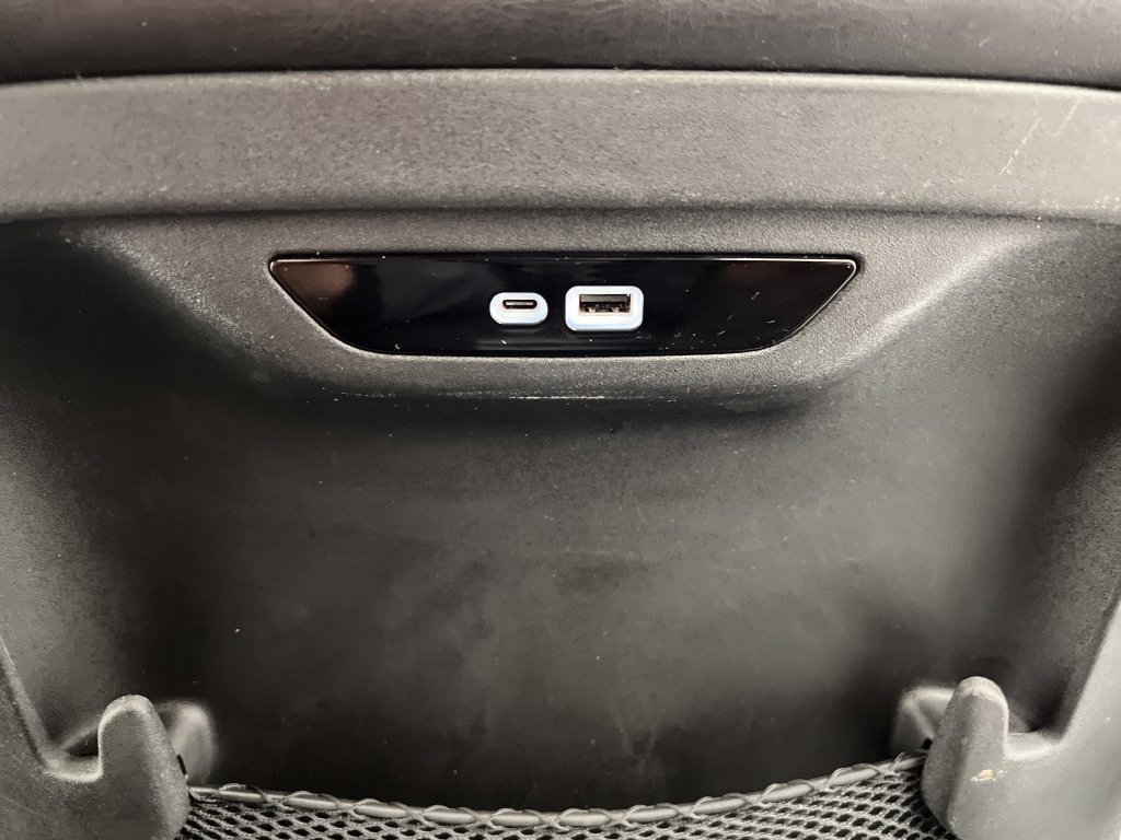 Used 2025 Chrysler Pacifica Select FWD image 34