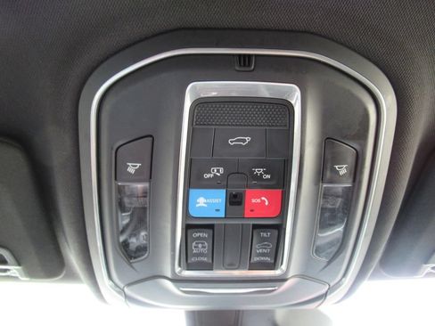 Certified 2025 Jeep Grand Cherokee L Laredo w/ Luxury Tech Group I RWD image 27