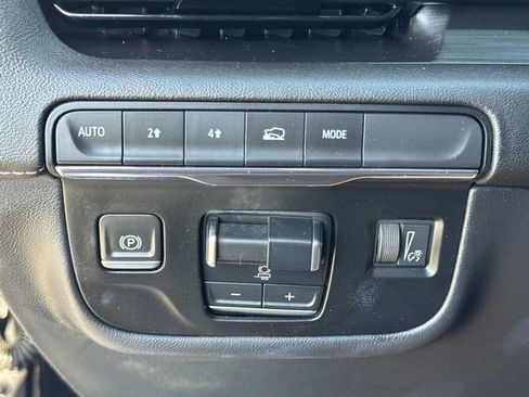 Used 2023 Cadillac Escalade Sport AWD/4WD image 19
