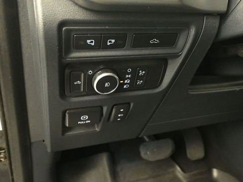 Used 2021 Ford F150 Lariat AWD/4WD image 14