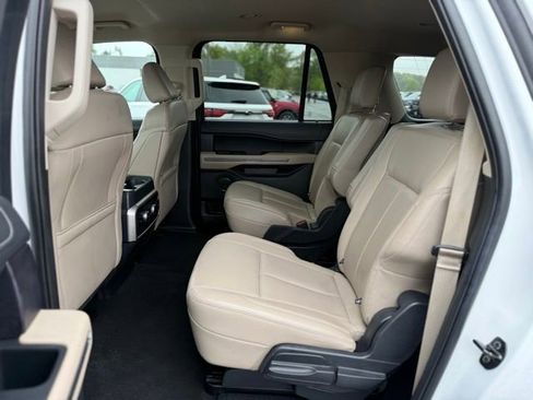 Certified 2024 Ford Expedition Max XLT AWD/4WD image 18