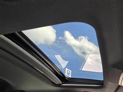 Certified 2025 Honda Civic Sport image 18