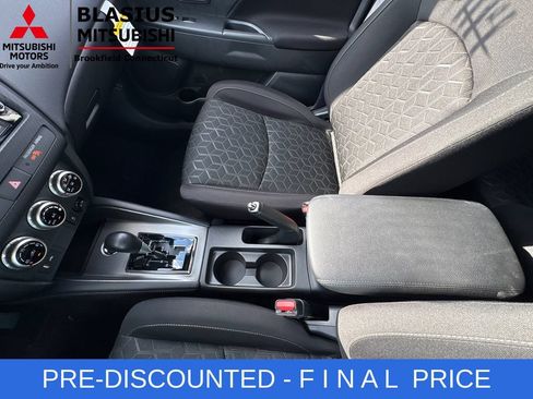 Used 2025 Mitsubishi Outlander Sport ES AWD/4WD image 26