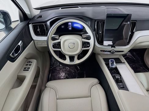 New 2026 Volvo XC60 B5 Ultra w/ Protection Package Premier AWD/4WD image 24
