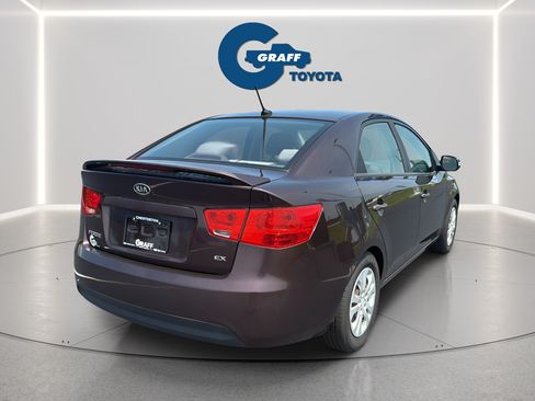 Used 2010 Kia Forte EX FWD image 9