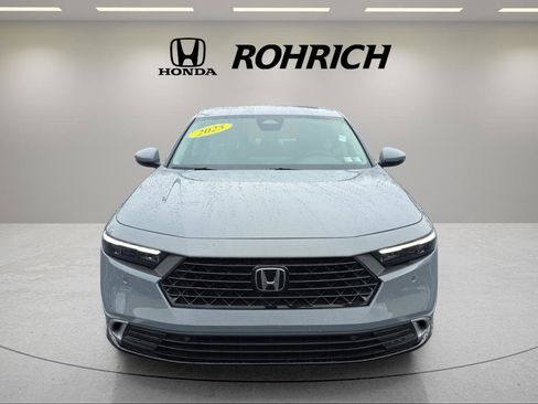 Used 2025 Honda Accord Touring image 8