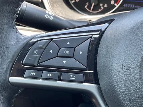 Used 2021 Nissan Altima 2.5 SV w/ SV Premium Package FWD image 20
