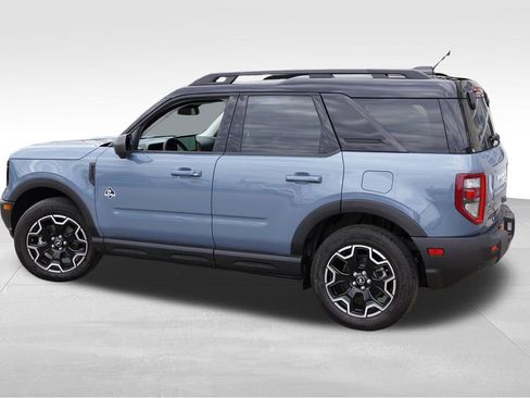 Used 2025 Ford Bronco Sport Outer Banks w/ Outer Banks Tech Package+ AWD/4WD image 8