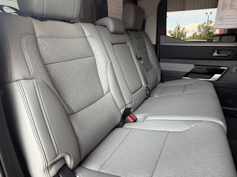 Used 2024 Toyota Tundra Limited AWD/4WD image 32