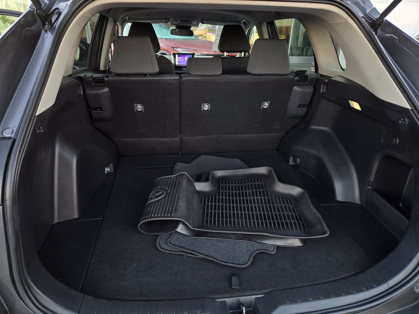 Certified 2025 Toyota RAV4 XLE AWD/4WD image 23