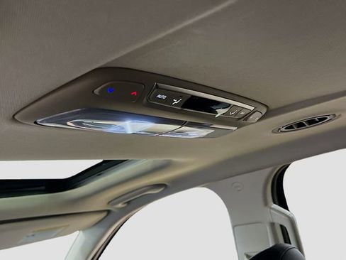 New 2025 Kia Telluride S image 28