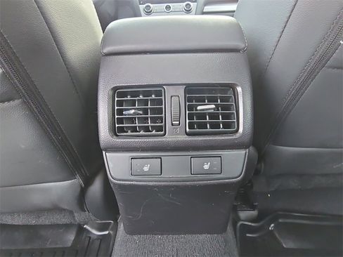 Used 2017 Subaru Legacy 2.5i Limited image 22