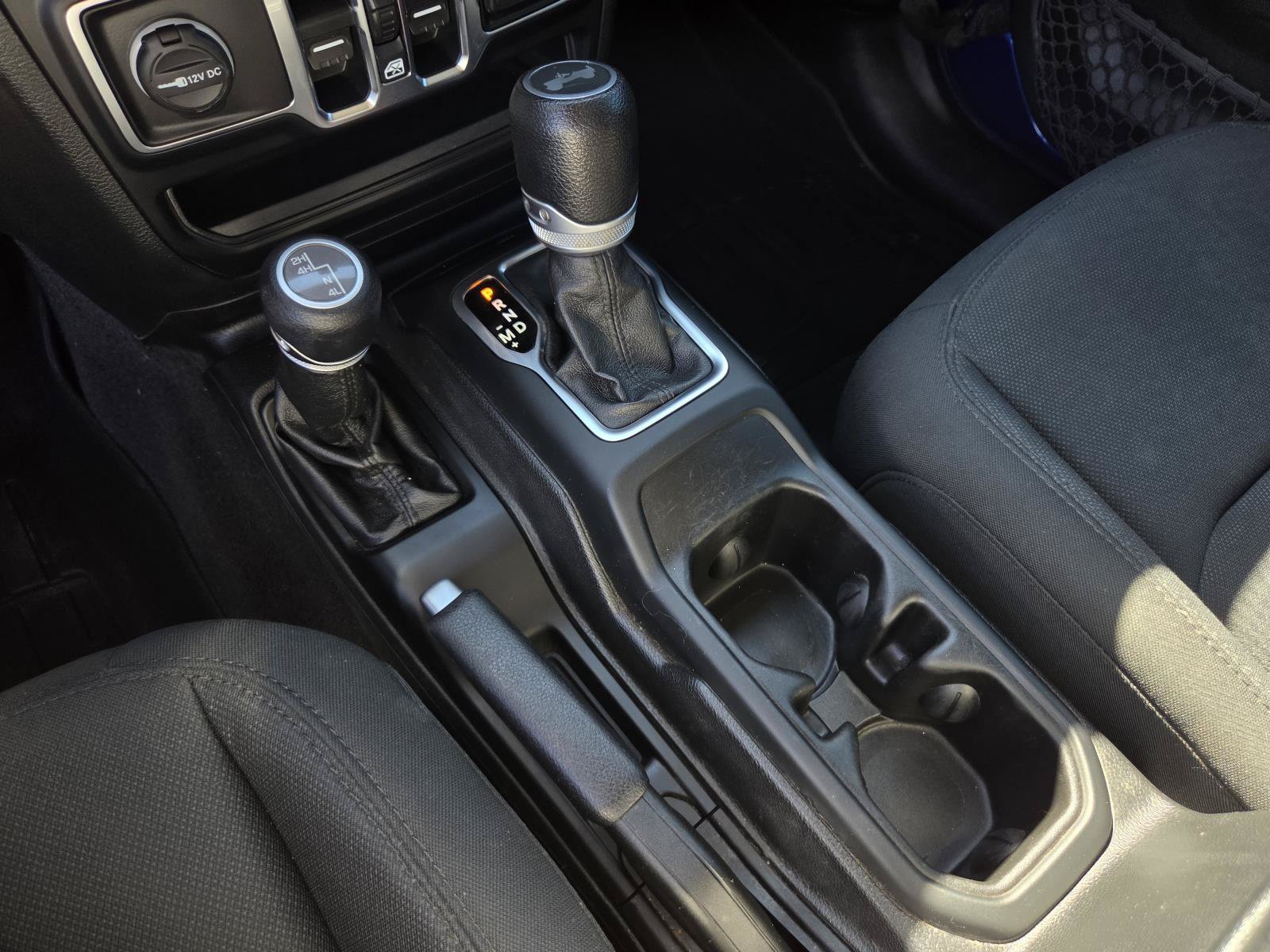 Used 2020 Jeep Wrangler Unlimited Sport AWD/4WD image 32