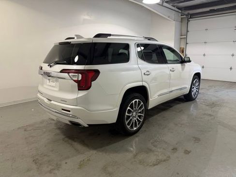 Certified 2023 GMC Acadia Denali w/ Denali Ultimate Package image 6