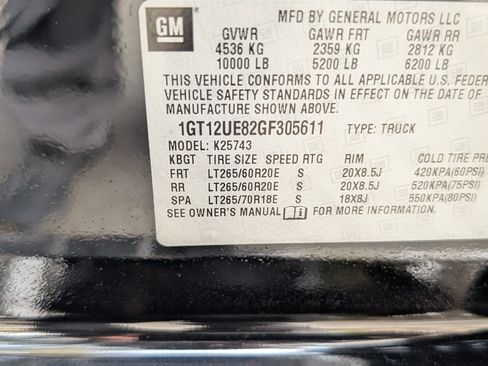 Used 2016 GMC Sierra 2500 Denali w/ Duramax Plus Package AWD/4WD image 22