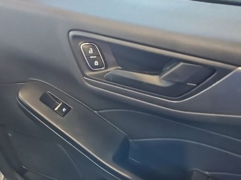 Used 2023 Ford Escape Active image 12