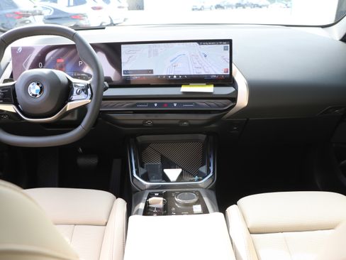 Certified 2025 BMW X3 xDrive30i w/ Premium Package image 29