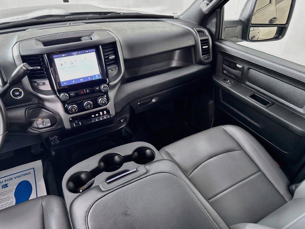 Used 2025 RAM 3500 Tradesman w/ Chrome Appearance Group AWD/4WD image 28