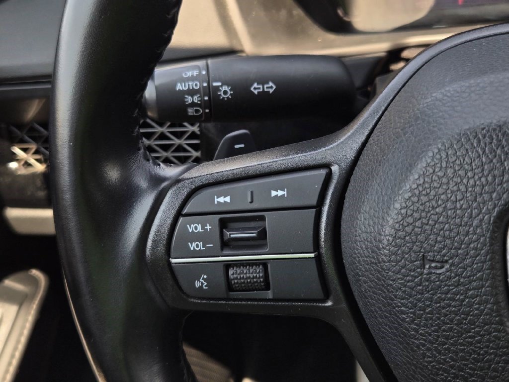 Used 2023 Honda Accord Sport image 26