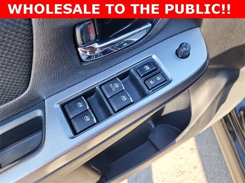 Used 2017 Subaru Crosstrek 2.0i Premium image 12