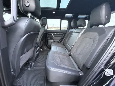Used 2023 Land Rover Defender 110 V8 image 20